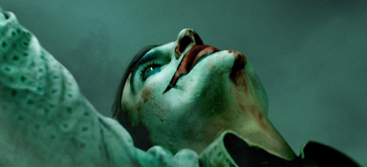 Teaser tráiler y primer póster de Joker, protagonizada por Joaquin Phoenix