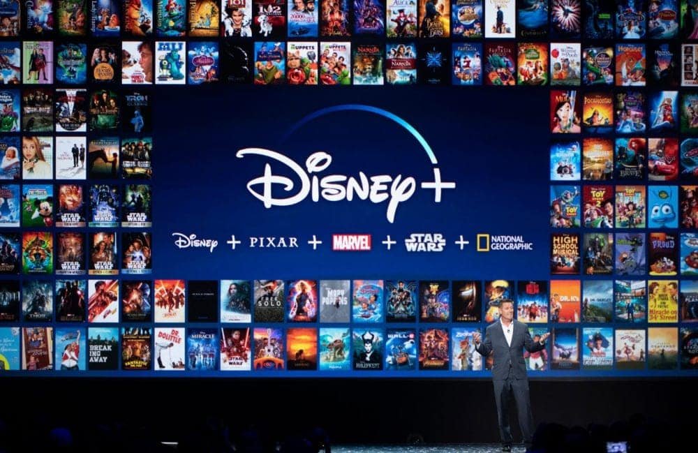 Disney+ llega a España a lo grande: precio de derribo para batir a Netflix