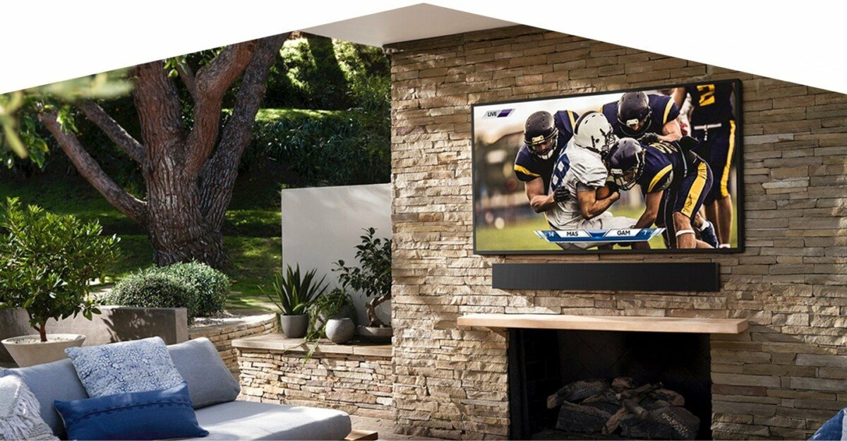 Samsung The Terrace llega a España: esto es lo que cuesta su Smart TV QLED para exteriores