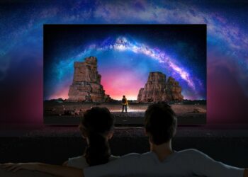 Smart TV Panasonic JZ2000 (1)