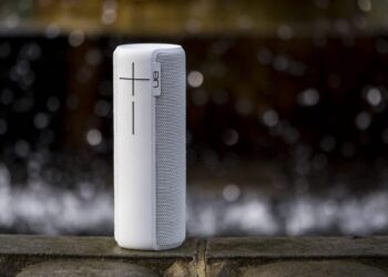 Altavoces resistentes al agua