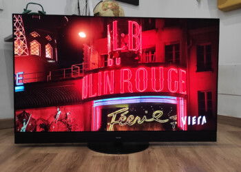 Panasonic JZ2000: Unboxing y primeras impresiones de la OLED profesional del 2021