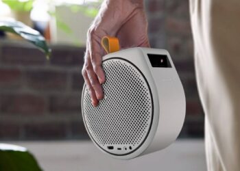 BenQ GV30, un curioso proyector portátil con forma de rueda y audio 2.1