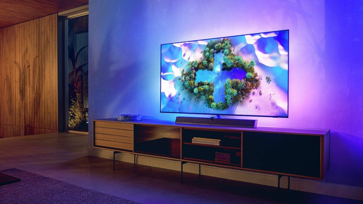 Añade luces LED Philips Hue a tu televisor gracias a este 3X2 de MediaMarkt