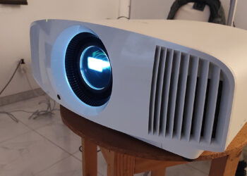 Review proyector Sony VPL-VW290ES: uno de los mejores proyectores 4K del mercado