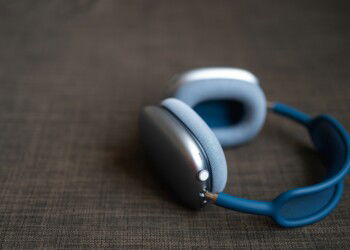 Airpods, Airpods Max 2, Apple