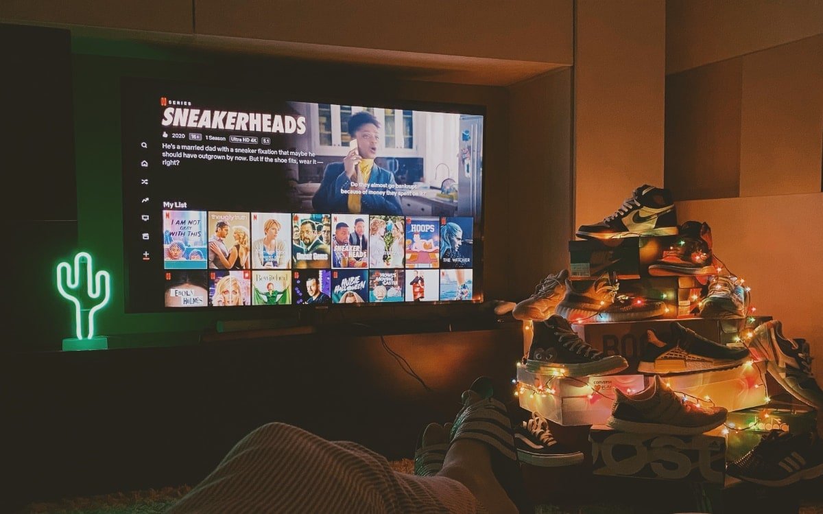 Netflix: ¿cómo seguir viendo en tu Smart TV si dejó de ser compatible? - El  Cronista