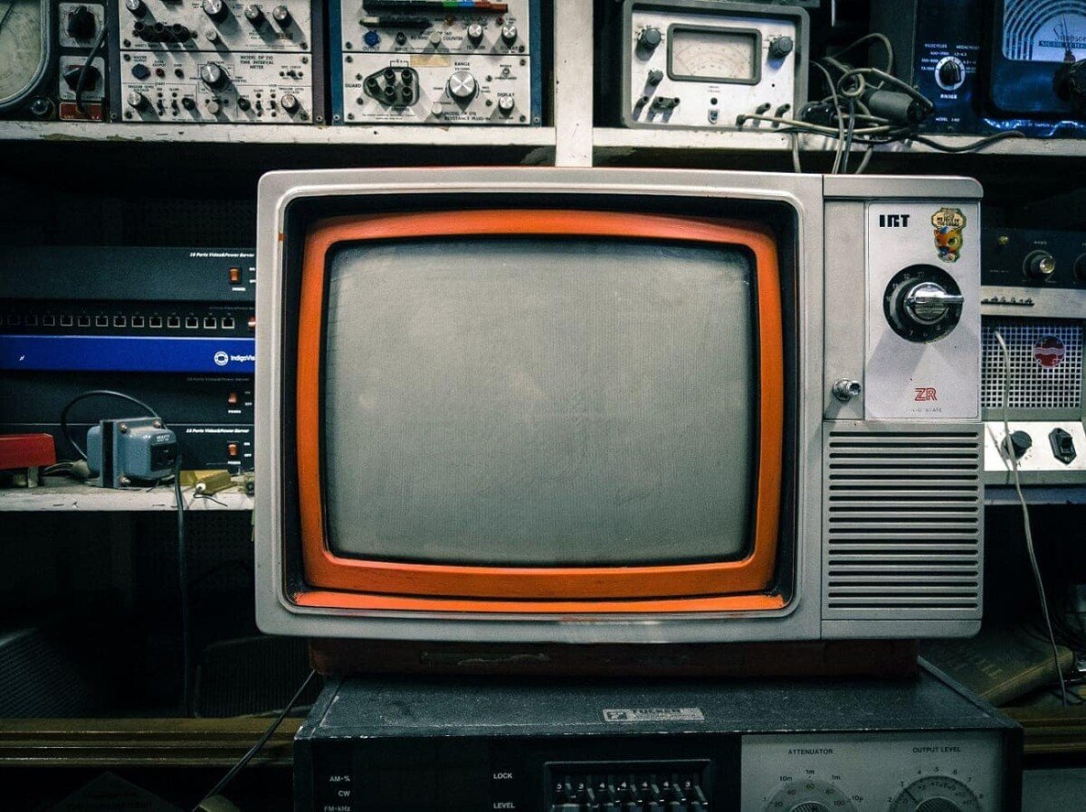 Las Smart TV no son perfectas, pero los televisores antiguos tampoco: 5  cosas que ya no