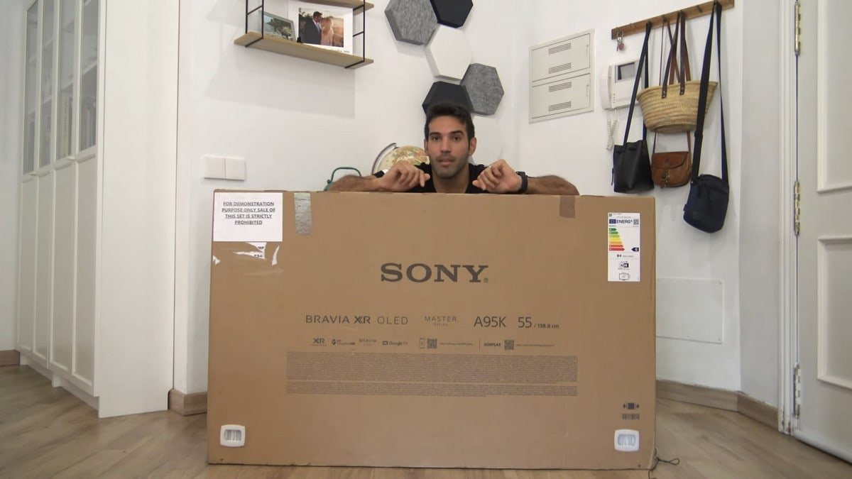 Sony A95K