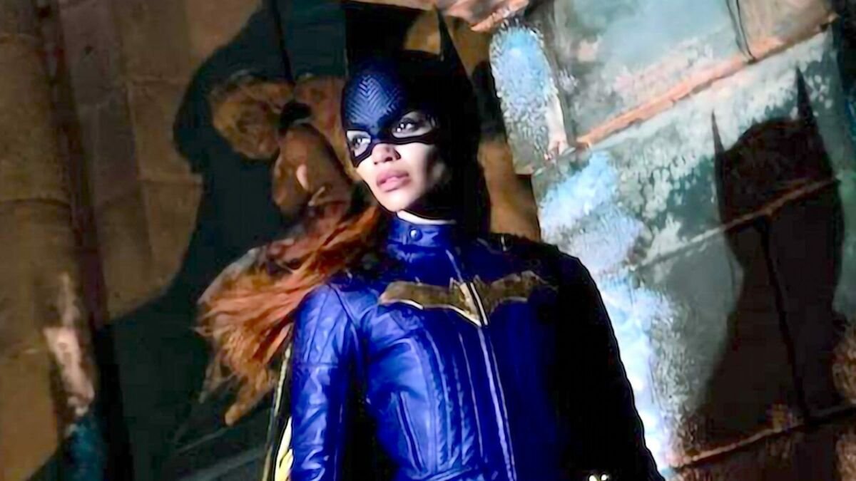 Batgirl no se ha cancelado por ser una mala película sino para ahorrar impuestos, según Variety