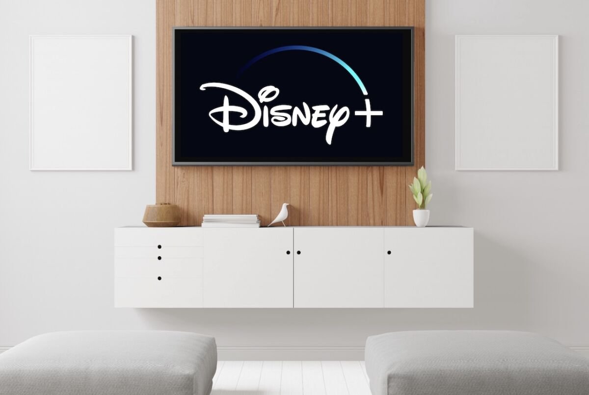 Disney+ sigue la estela de Netflix: no subirá de precio si te suscribes a su plan con anuncios