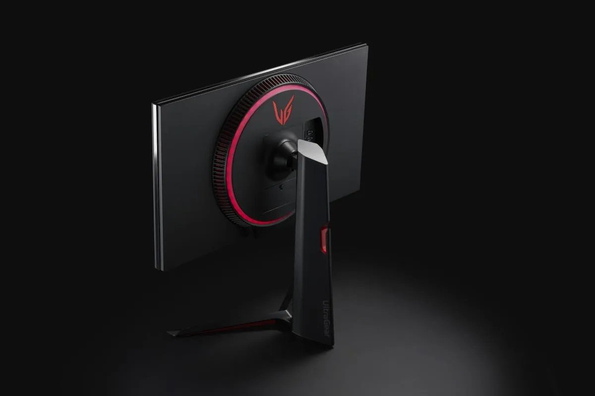 LG revela el precio de su mejor monitor gaming OLED de 240 Hz, el impresionante LG 45GR95QE