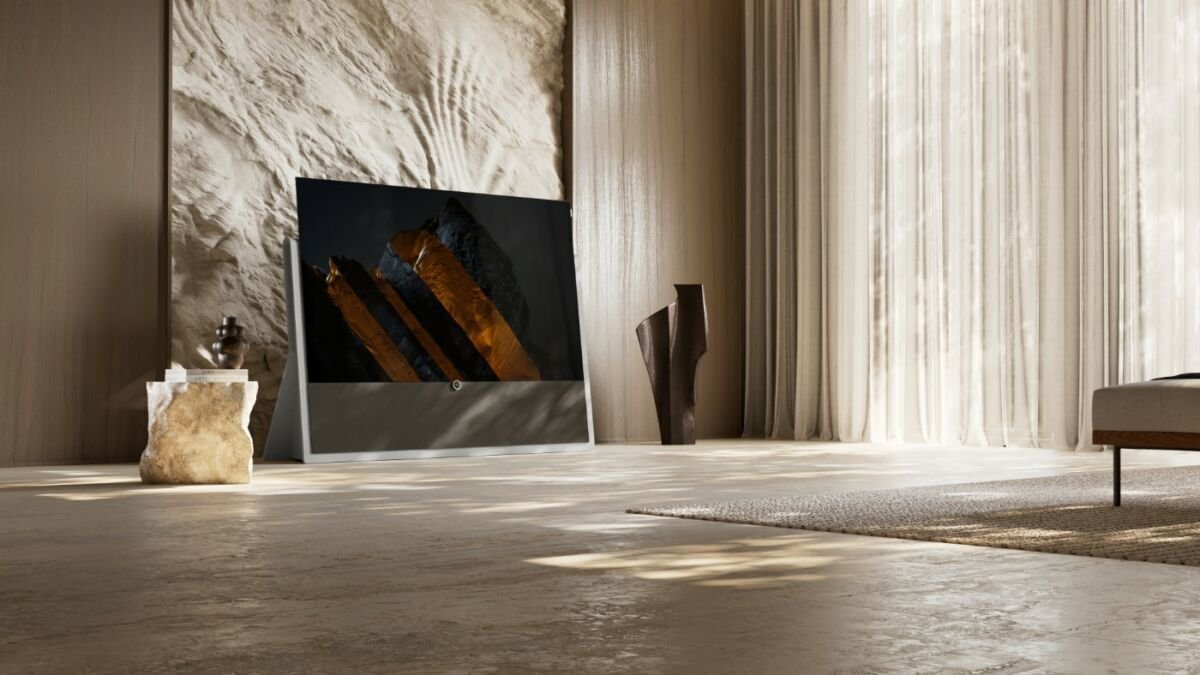 El televisor «de piedra» Loewe iconic llega para celebrar los 100 años de historia del fabricante