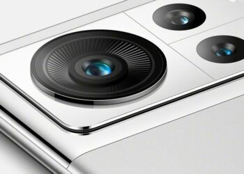 Cámara trasera de un smartphone plegable de Xiaomi