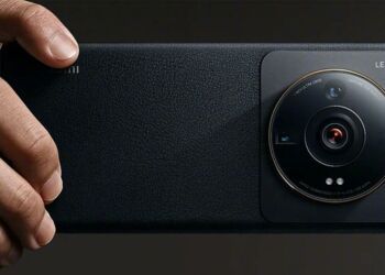 Trasera de un teléfono de Xiaomi