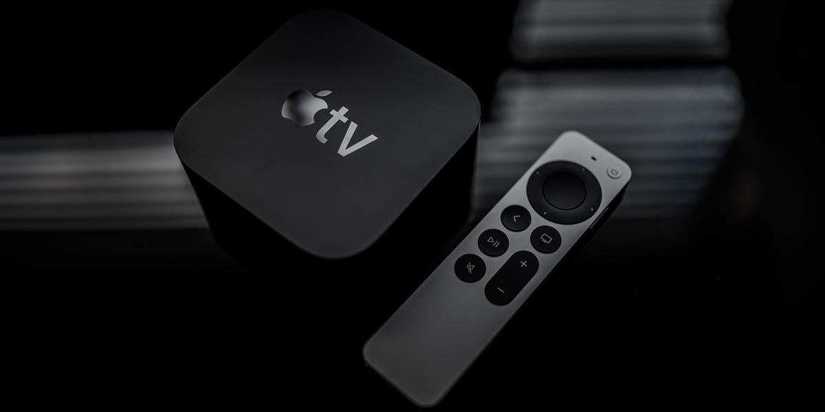 Reproductor Apple TV con mando que incluye Siri
