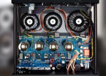 Interior del Copland CTA407 con fondo