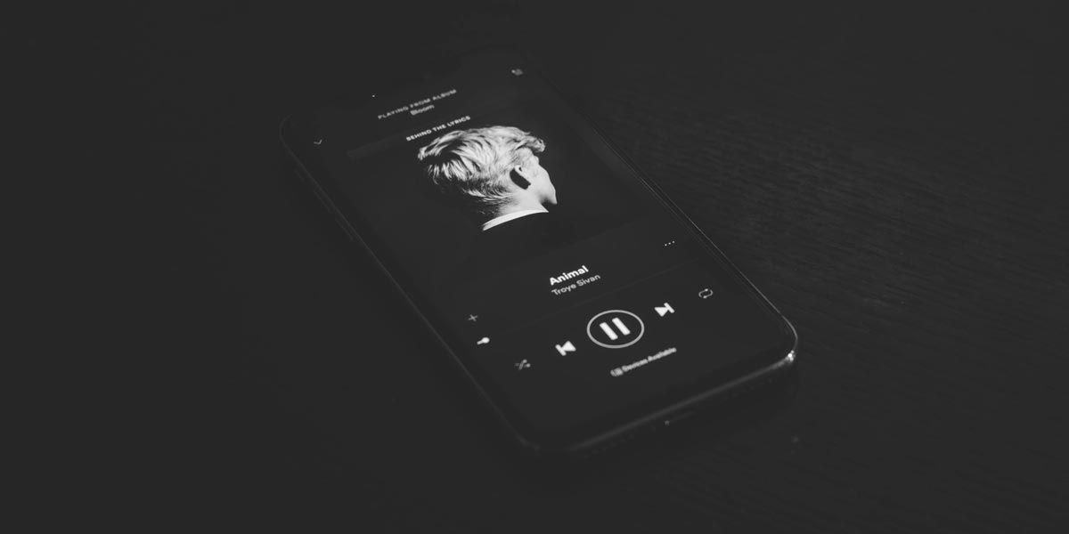 Uso de Spotify en un iPhone