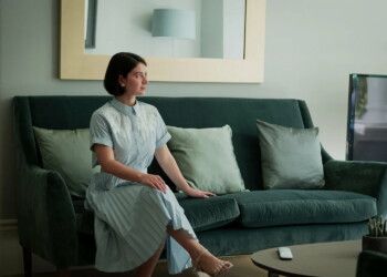 Solo necesitarás 5 horas para ver esta miniserie de Netflix de misterio y seducción