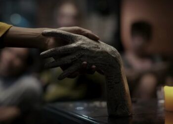 Háblame o Talk to Me