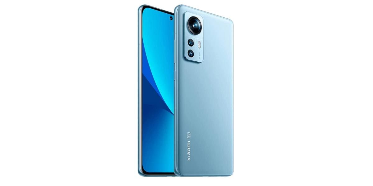 Xiaomi 12 de color azul