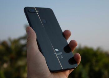 Trasera de un teléfono de Xiaomi