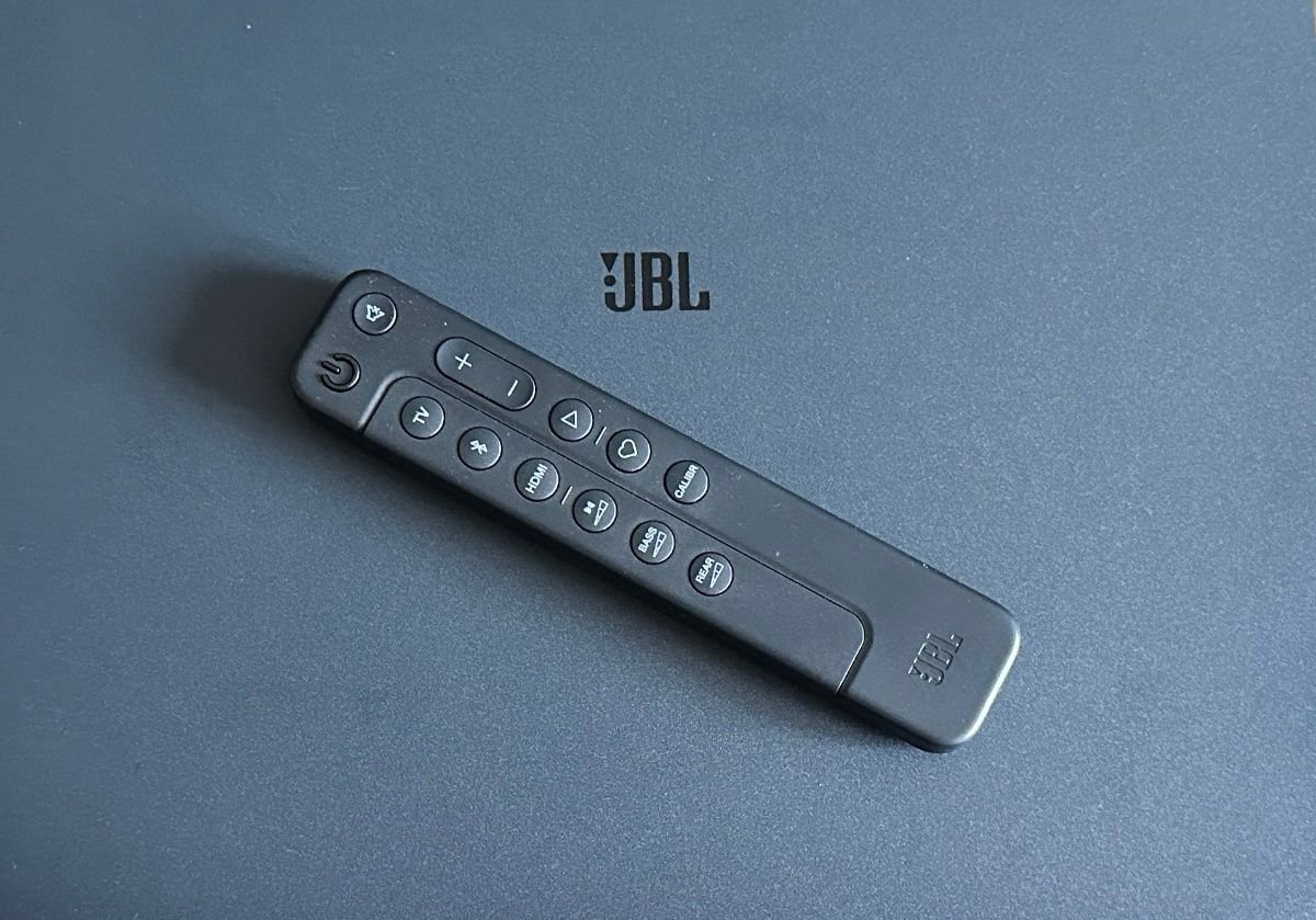 análisis JBL Bar 1000 mando