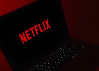 Logo de Netflix en un ordenador portátil