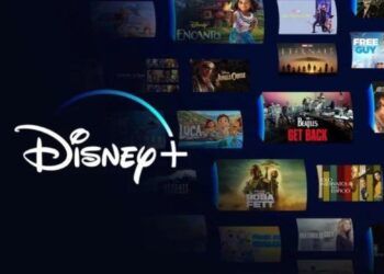 El precio actual de la suscripción de Disney+ es de 8,99 euros mensuales (sin anuncios), aunque si decides comprar la suscripción de un año completo te ahorrarás un 15% ya que te costará 89,90 euros anuales. Disney+ está disponible para todo tipo de dispositivos, desde tu smartphone hasta la tablet, la consola o el Smart TV, por lo que no tendrás ningún tipo de problema a la hora de reproducir el contenido. Asimismo, no hay compromiso de permanencia, por lo que podrás darte de baja cuando quieras. Eso sí, en caso de realizar la suscripción anual, no podrás cancelar hasta después de ese año ya que el importa abonado no se recuperará. Permite ver hasta 4 pantallas a la vez, aunque es posible tener 7 perfiles activos en Disney+, perfecto para toda la familia. Eso sí, en este caso no sabemos si con la nueva suscripción será posible tener tantos perfiles abiertos en el plan 'básico', donde sí que será posible será en el plan 'premium'. Así que si te gusta el contenido de Disney+, es importante que tengas en cuenta que pronto podría cambiar la suscripción.