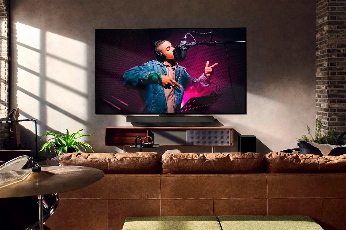 LG OLED G3 de ofertaza a precio mínimo histórico: comienza la locura del Black Friday en televisores