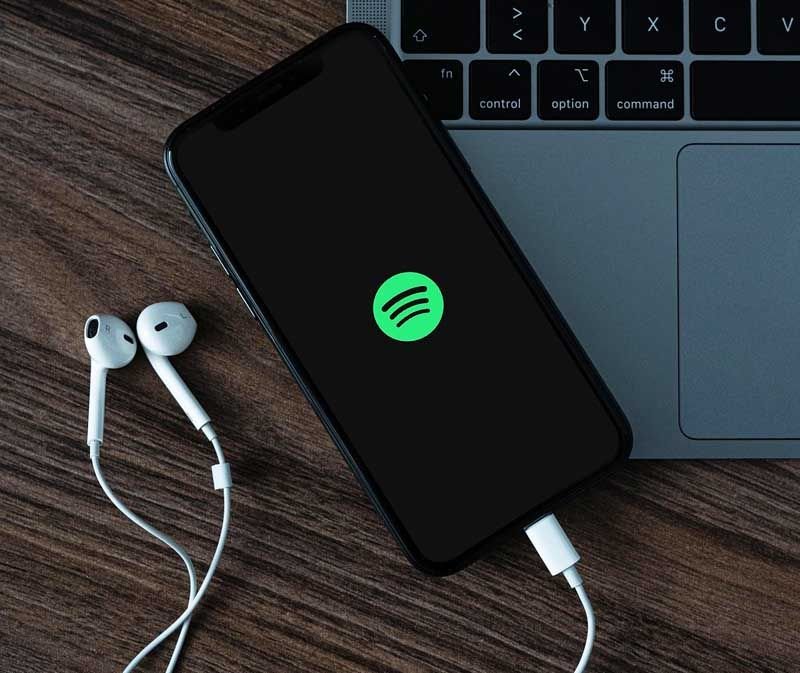 Spotify en un teléfono con Android