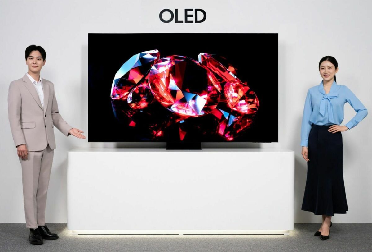 El televisor Samsung OLED con panel de LG debuta en el IFA con problemas: no se encendía