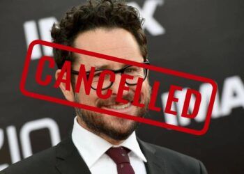 Warner Bros. sigue suspendiendo contratos: J.J. Abrams, Chuck Lorre o Greg Berlanti se quedan fuera
