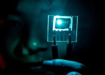 LG desarrolla un componente secreto revoluciona los televisores OLED: ya no dependerá de Samsung