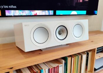 ¿Por qué no puedo oír bien las voces de las películas? la importancia de un buen altavoz central