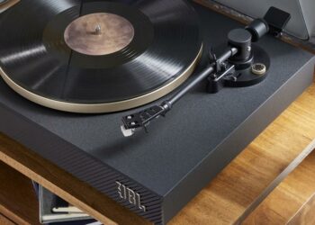 Tocadiscos JBL Spinner BT