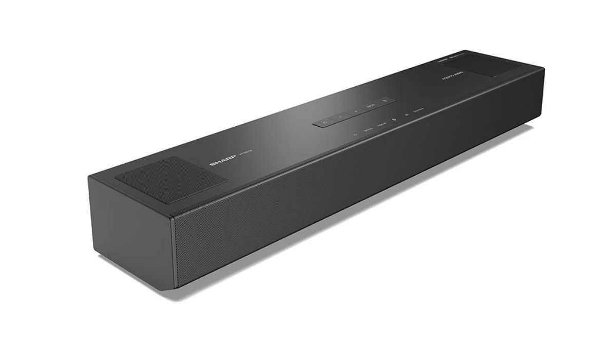 Sharp presenta la HT-SB700, una barra de sonido Dolby Atmos económica, y dos altavoces inalámbricos para ampliar el sonido del televisor