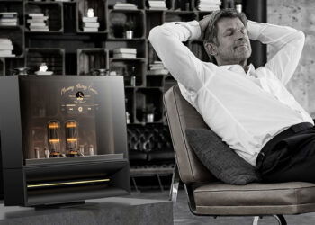 LG DukeBox, un sistema de audio de válvulas escondido tras un panel OLED transparente