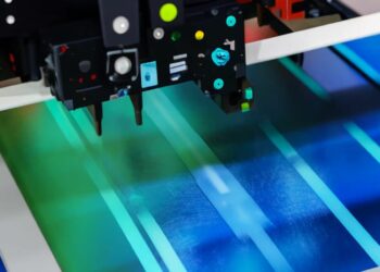 TCL quiere entrar en la guerra de los televisores OLED…y usará la inyección de tinta para conseguirlo