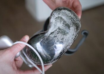 Las Apple Vision Pro aprueban con sobresaliente el test de durabilidad extremo de algunos expertos