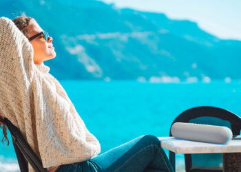 LG StanbyME Speaker, un altavoz portátil que se integra a la perfección con las pantallas StanbyMe