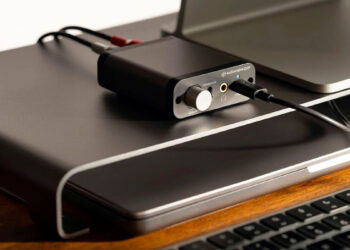 Audioengine D1P, un DAC con amplificador de auriculares portátil muy económico