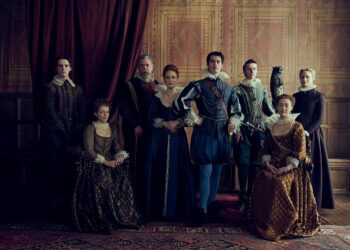 Mary & George, la nueva serie de Julianne Moore y Nicholas Galitzine, llega a SkyShowtime en exclusiva