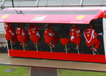 Sigue el GP de Bahréin de Fórmula 1 como si estuvieras en el muro de tu equipo favorito gracias a esta web