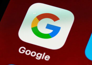 Logo de Google en un teléfono