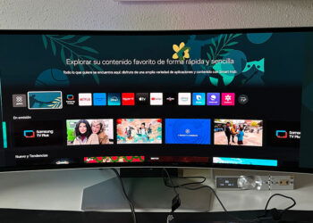 Samsung Odyssey OLED G9 (G95SC), análisis su panel OLED te abraza y su diseño te enamora