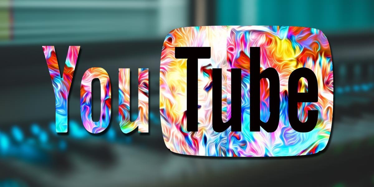 Logo de YouTube de colores con fondo de música