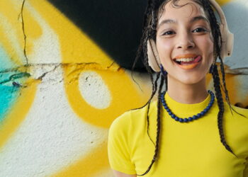 Audio-Technica se viene arriba y lanza unos auriculares inalámbricos con 90 horas de autonomía