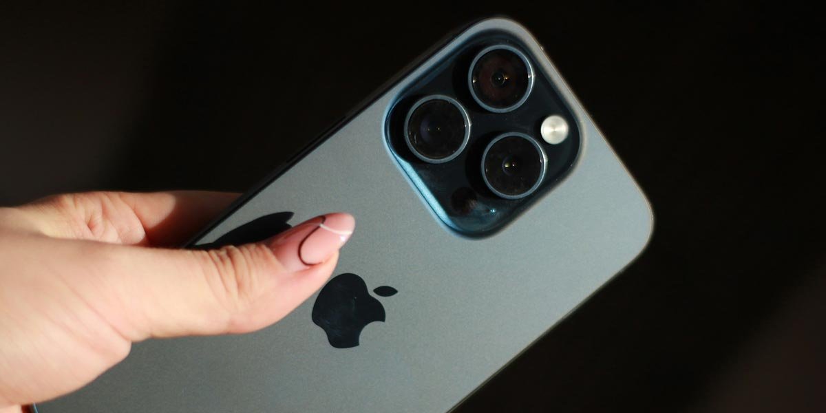 Apple promete 5 años de actualizaciones para el iPhone 15, bastante menos que Samsung o Google