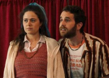 Descubre la comedia del verano con ‘Theater Camp’ en Disney+